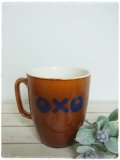 OXO◇ マグカップ（ブラウン03）