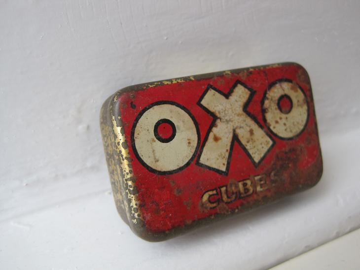 画像1: イギリスアンティーク*OXOスモール缶 